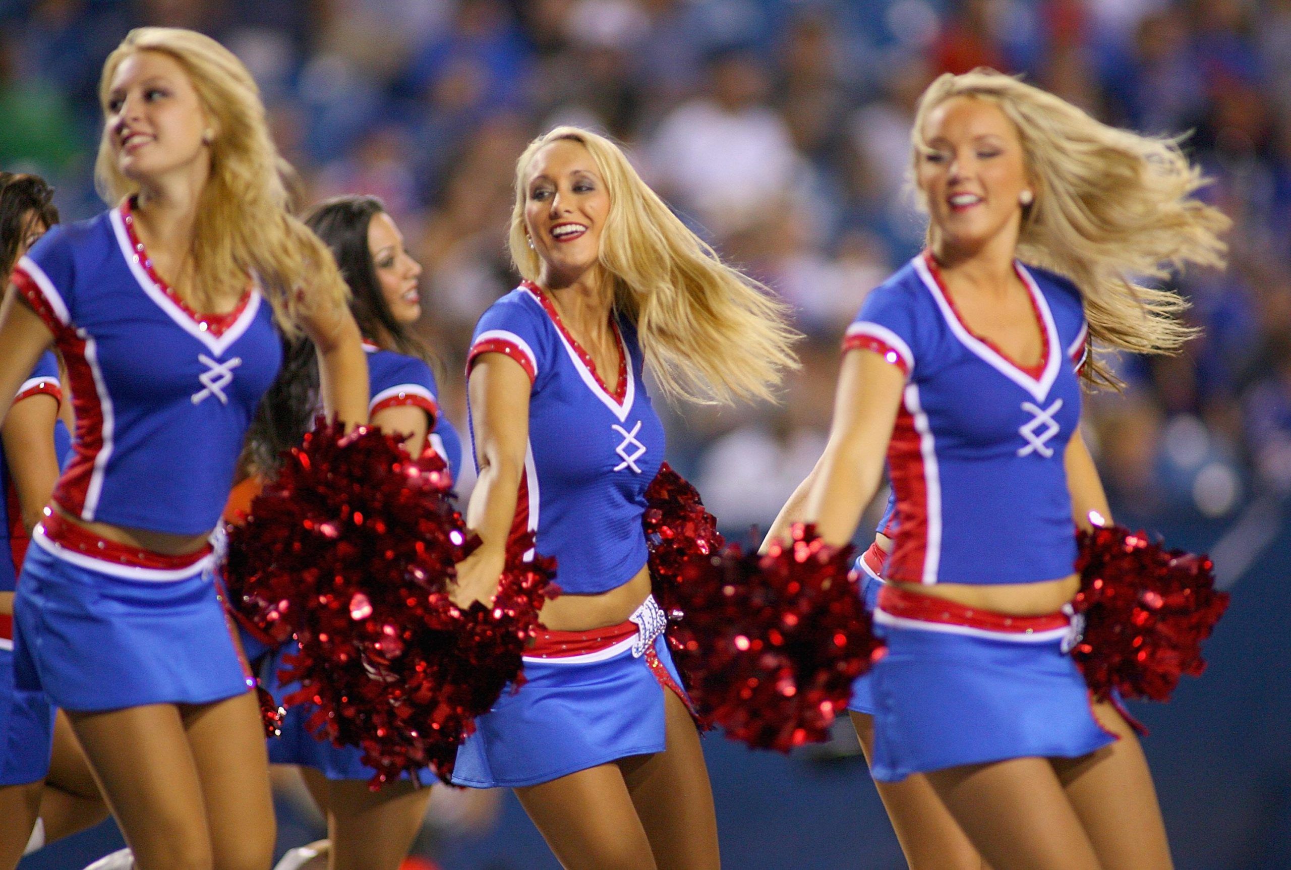 NFL Cheerleaders Salaries in 2022