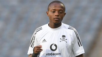 Zakhele Lepasa Salary at Orlando Pirates 2022