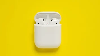 Why Do AirPods Keep Pausing 2023