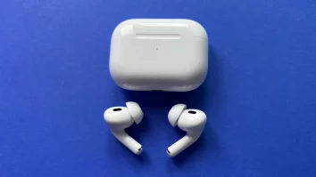 Why Is There No Light Flashing On My AirPods