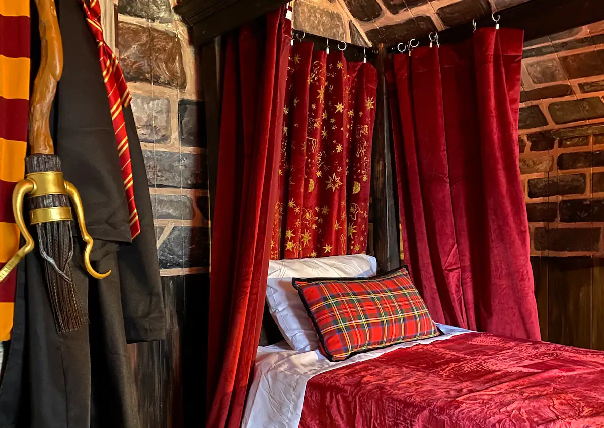 13 Harry Potter-Themed Airbnbs For Every Fan’s Dream Vacation